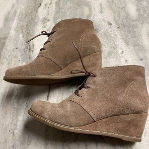 Bjorndal Rachel Tan Suede Leather Lace Up Wedge Booties Sz 6
